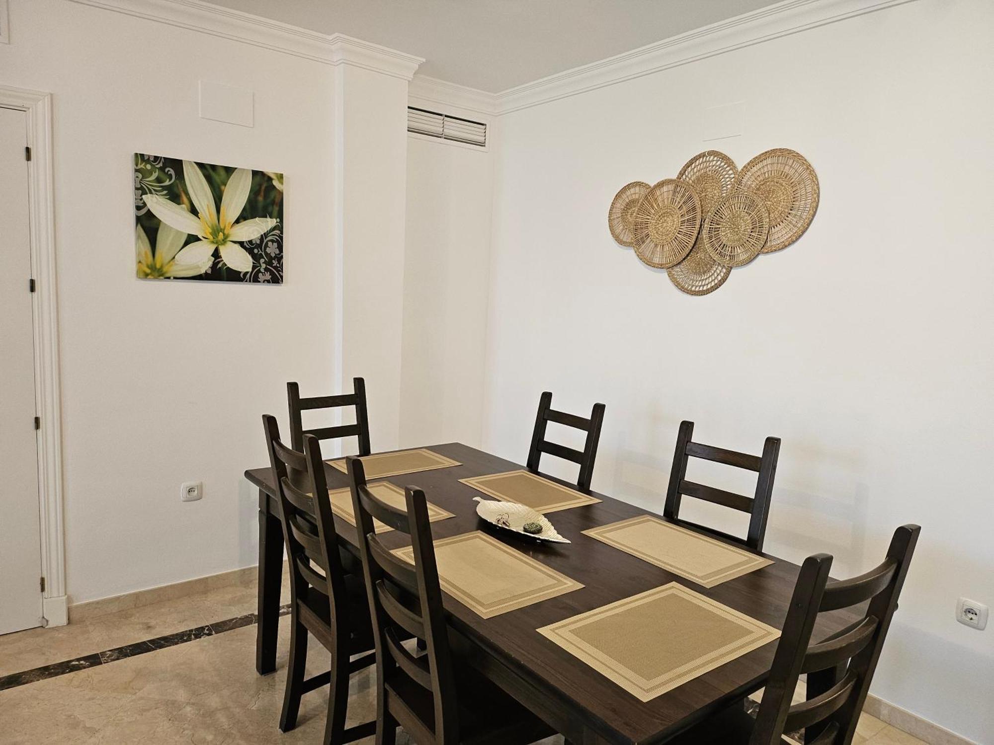 3 Bedrooms With Pool & Parking, Close To Sea And Gibraltar Manilva Bagian luar foto